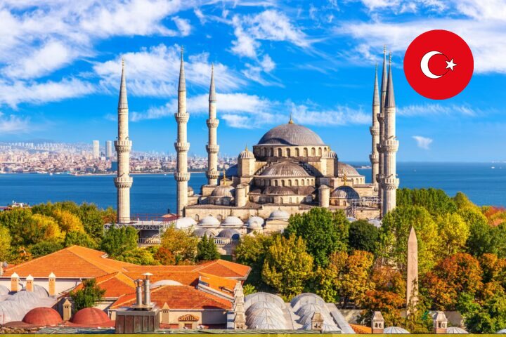 The Blue Mosque and the Bosphorus in Istanbul — overseas jobs in Turkey for Pakistani workers